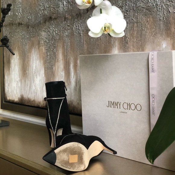 Jimmy Choo - Picture 4 of 9